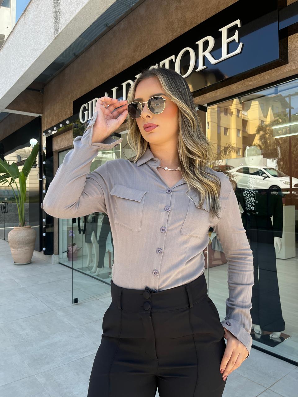 Camisa Feminina Manga Longa Cinza